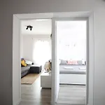 Comodo Piso En El Pirineo Aragones דירה